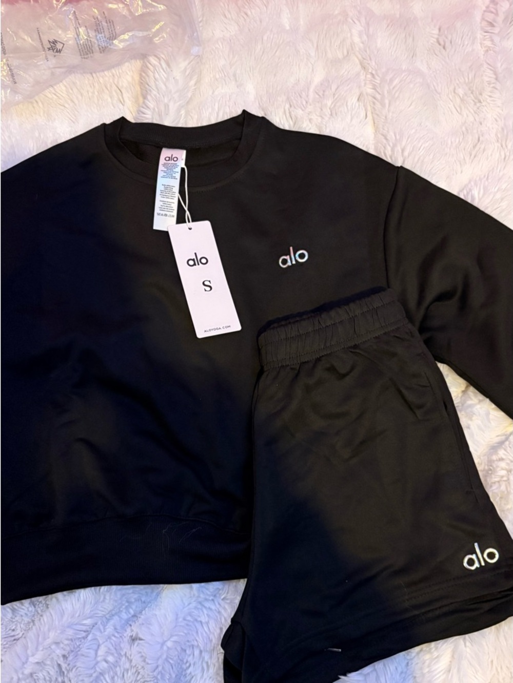 ALO Yoga Black Crewneck Sweatshirt with Matching Shorts
